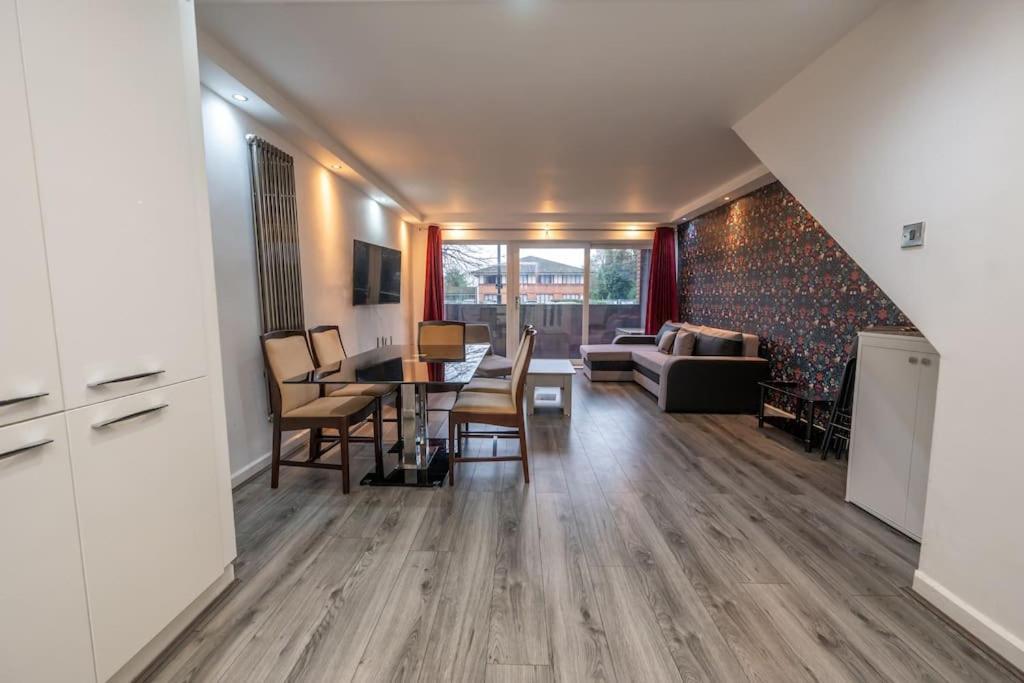 Comfort Hub Apartment *